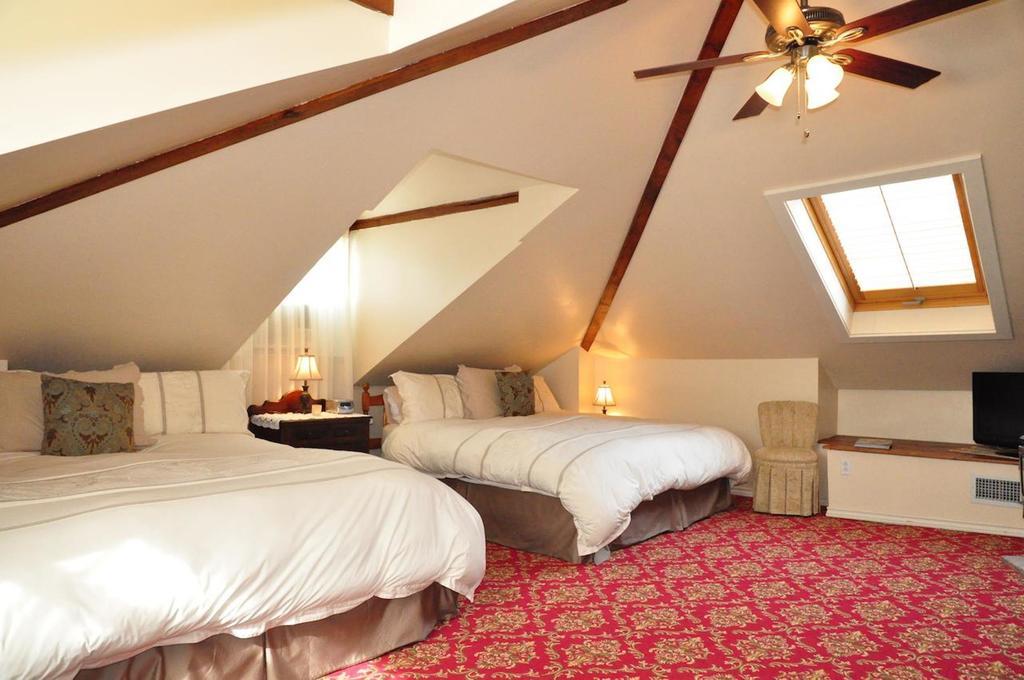 Brockamour Manor Bed And Breakfast Niagara-on-the-Lake Exterior foto